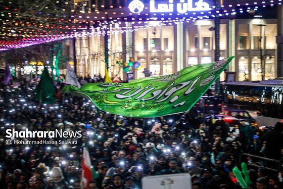 گزارش تصویری | گلباران حرم مطهر امام‌رضا(ع) در شب میلاد حضرت جوادالائمه(ع) (۲۱ دی ۱۴۰۳)