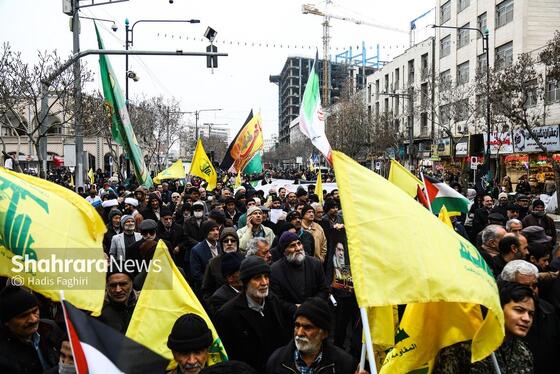 گزارش تصویری | راهپیمایی جمعه نصر و جشن پیروزی مقاومت فلسطین در مشهد