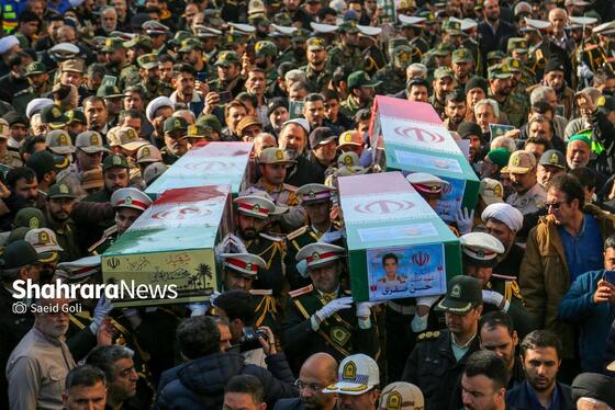 گزارش تصویری | تشییع پیکرهای مطهر ۴ شهید مرزبانی و دفاع مقدس در مشهد (۷ بهمن ۱۴۰۳)