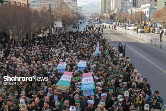 گزارش تصویری | تشییع پیکرهای مطهر ۴ شهید مرزبانی و دفاع مقدس در مشهد (۷ بهمن ۱۴۰۳)