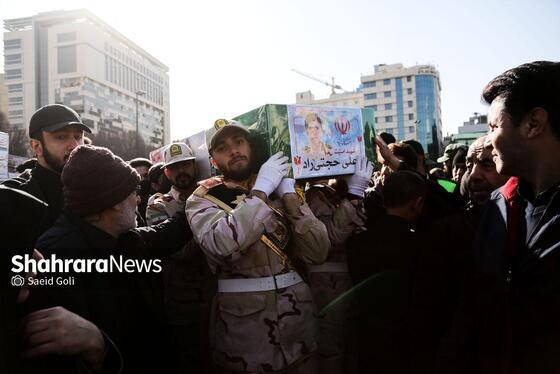 گزارش تصویری | تشییع پیکرهای مطهر ۴ شهید مرزبانی و دفاع مقدس در مشهد (۷ بهمن ۱۴۰۳)