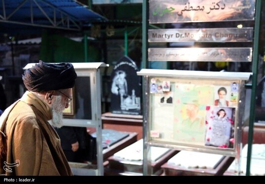 گزارش تصویری | حضور رهبر انقلاب اسلامی در حرم مطهر حضرت امام خمینی (ره)