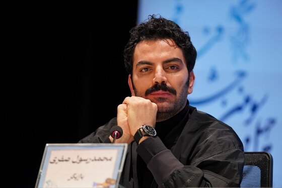 گزارش تصویری | فتوکال و نشست خبری فیلم «شمال از جنوب غربی» با حضور امیر آقایی و هومن حاجی عبداللهی