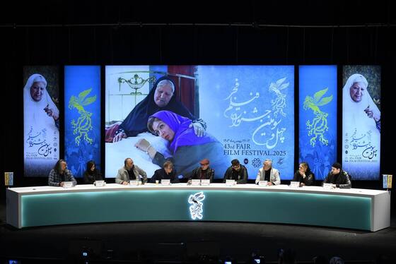گزارش تصویری | فتوکال و نشست خبری فیلم «دست تنها» با حضور علی اوجی و نرگس محمدی