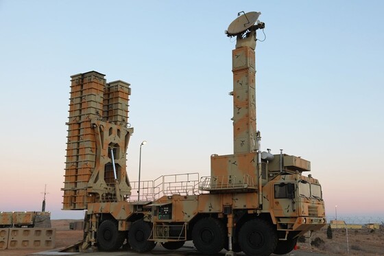 رونمایی از نسل جدید سامانه موشکی باور ۳۷۳ + فیلم و عکس