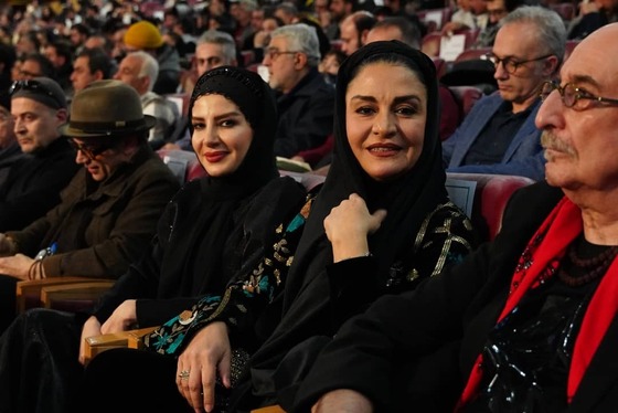 گزارش تصویری | بازیگران، سوژه دوربین‌ها در اختتامیه چهل‌وسومین جشنواره فیلم فجر