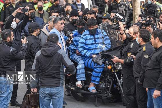 گزارش تصویری| بازسازی صحنه جرم متهمان قتل امیرمحمد خالقی دانشجوی دانشگاه تهران