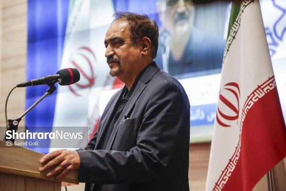 گزارش تصویری | نشست صمیمانه دانشجویان با معاون اجرایی رئیس‌جمهور در دانشگاه علوم پزشکی مشهد (۱۶ آذر ۱۴۰۴)