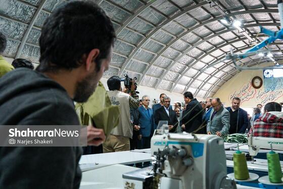 گزارش تصویری | بازدید از مرکز نگهداری، درمان و کاهش آسیب مؤسسه «زندگی دوباره»