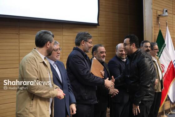 گزارش تصویری | اختتامیه دومین جشنواره مطبوعات، خبرگزاری ها و پایگاه‌های خبری استان خراسان رضوی