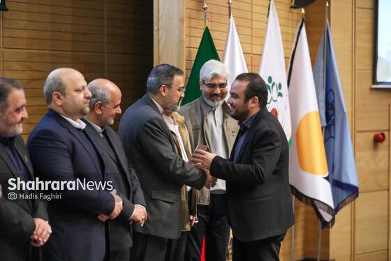 گزارش تصویری | اختتامیه دومین جشنواره مطبوعات، خبرگزاری ها و پایگاه‌های خبری استان خراسان رضوی