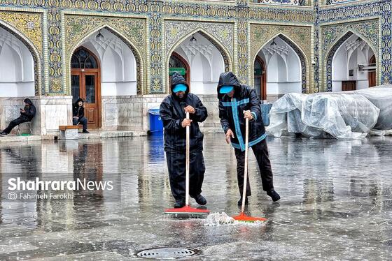 گزارش تصویری | حال و هوای بارانی حرم امام رضا (ع) (۱۹ اسفند ۱۴۰۳)