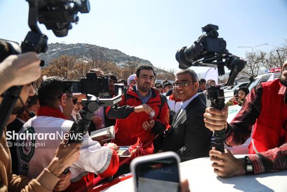 گزارش تصویری | مانور بزرگ خدمت به زائران نوروز ۱۴۰۴ در مشهد