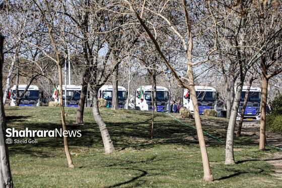 گزارش تصویری | آیین رونمایی و تحویل ۴۲ دستگاه خودروی سنگین خدمات عمومی به شهرداری‌های خراسان رضوی