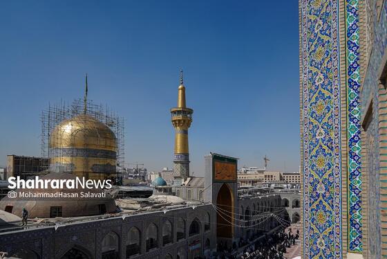 گزارش تصویری | شست‌وشو و غبارروبی گنبد مطهر حرم امام رضا (علیه‌السلام)