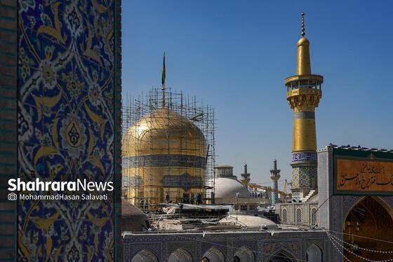 گزارش تصویری | شست‌وشو و غبارروبی گنبد مطهر حرم امام رضا (علیه‌السلام)