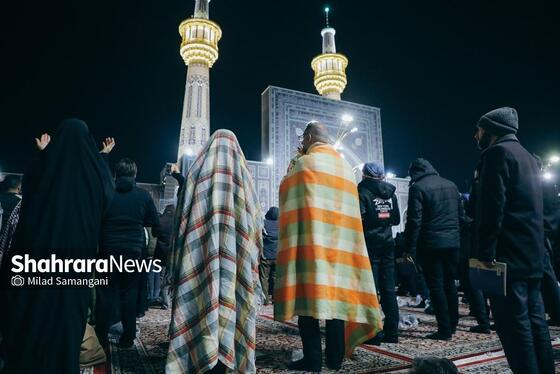 گزارش تصویری | مراسم احیای دومین شب قدر در حرم مطهر امام رضا (ع)