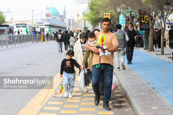 گزارش تصویری | زائران نوروزی در خیابان امام‌رضا(ع) مشهد