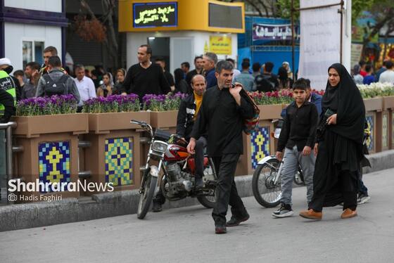 گزارش تصویری | زائران نوروزی در خیابان امام‌رضا(ع) مشهد