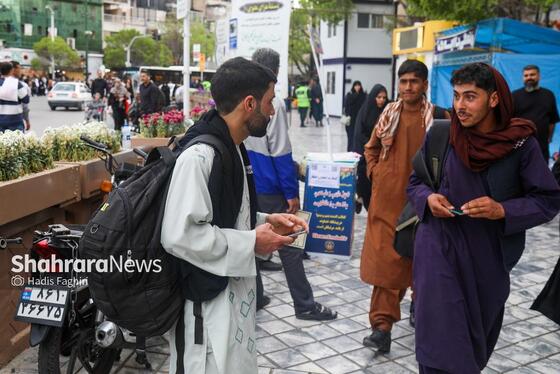 گزارش تصویری | زائران نوروزی در خیابان امام‌رضا(ع) مشهد