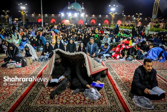 گزارش تصویری | مراسم احیای سومین شب قدر در حرم مطهر امام رضا (ع)