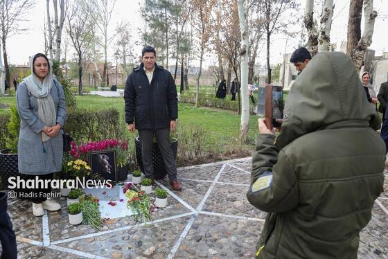 گزارش تصویری | گردشگران نوروزی در آرامگاه فردوسی