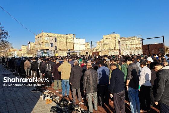 گزارش تصویری | نماز عید سعید فطر مهاجران افغانستانی در محله گلشهر مشهد
