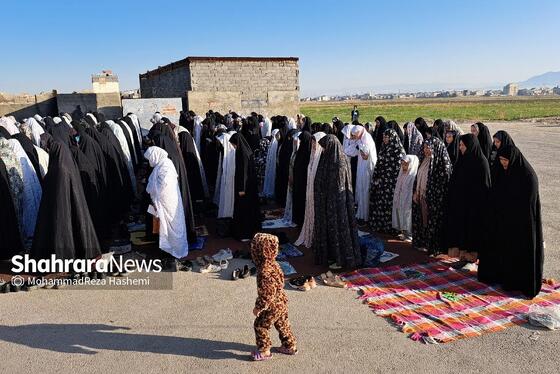 گزارش تصویری | نماز عید سعید فطر مهاجران افغانستانی در محله گلشهر مشهد