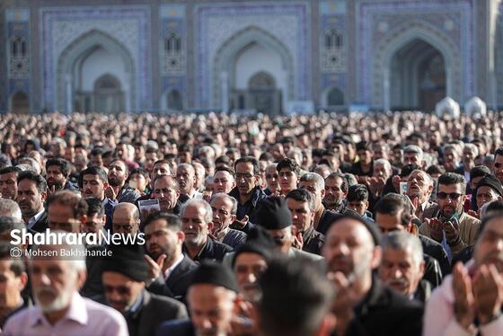 گزارش تصویری | نماز عید فطر در حرم امام‌رضا(ع)