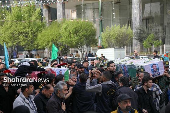 گزارش تصویری |مراسم تشییع پیکر دو مامور پلیس انفجار کلانتری در مشهد