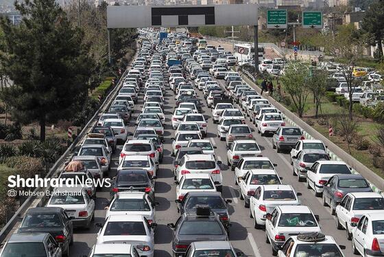 گزارش تصویری | ترافیک پرحجم خروجی‌های مشهد در روز طبیعت (۱۳ فروردین ۱۴۰۴)