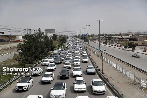 گزارش تصویری | ترافیک پرحجم خروجی‌های مشهد در روز طبیعت (۱۳ فروردین ۱۴۰۴)
