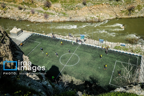 ایران زیباست | فوتبال در دل کوهستان