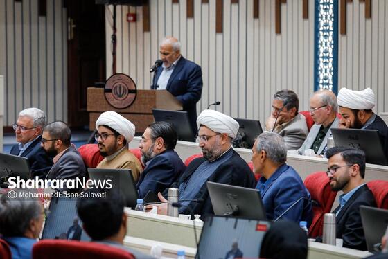گزارش تصویری | نشست محمدرضا عارف، معاون اول رئیس جمهور با فعالان سیاسی خراسان رضوی