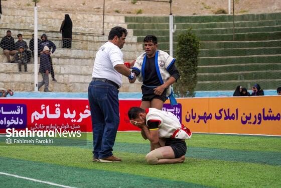 گزارش تصویری | مسابقات کشتی چوخه در شهر تاریخی خانلق