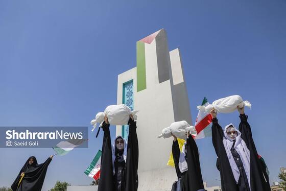 گزارش تصویری | تجمع دانش آموزان مشهدی در محکومیت کشتار کودکان غزه
