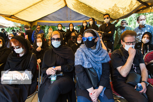 مراسم تشییع و خاکسپاری سیروس گرجستانی + تصاویر