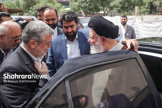 گزارش تصویری | بازدید آیت‌الله علم‌الهدی از ایستگاه باب‌الجواد(ع) مترو مشهد