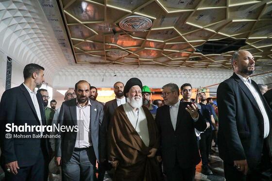گزارش تصویری | بازدید آیت‌الله علم‌الهدی از ایستگاه باب‌الجواد(ع) مترو مشهد