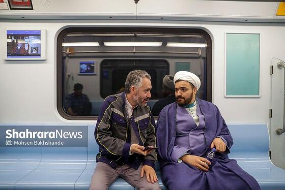 گزارش تصویری | بازدید آیت‌الله علم‌الهدی از ایستگاه باب‌الجواد(ع) مترو مشهد