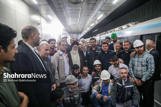 گزارش تصویری | بازدید آیت‌الله علم‌الهدی از ایستگاه باب‌الجواد(ع) مترو مشهد