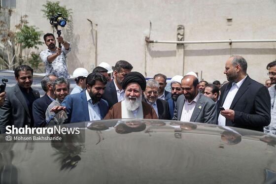 گزارش تصویری | بازدید آیت‌الله علم‌الهدی از ایستگاه باب‌الجواد(ع) مترو مشهد