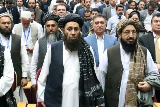 دستیار وزیر خارجه از سرمایه‌گذاران افغان خواست به بندر چابهار توجه جدی داشته باشند