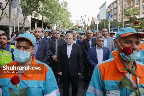 گزارش تصویری | آیین اذن خدمت با حضور نیرو‌های خدمات شهری مشهد (۱۰ اردیبهشت ۱۴۰۴)