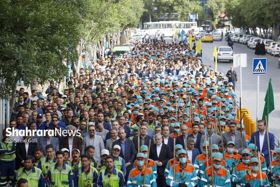 گزارش تصویری | آیین اذن خدمت با حضور نیرو‌های خدمات شهری مشهد (۱۰ اردیبهشت ۱۴۰۴)