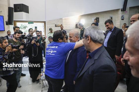 گزارش تصویری | آیین بهره‌برداری از اولین زمین فوتبال چمن‌مصنوعی استاندارد در مشهد مقدس (۱۰ اردیبهشت ۱۴۰۴)