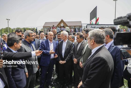 گزارش تصویری | آیین بهره‌برداری از اولین زمین فوتبال چمن‌مصنوعی استاندارد در مشهد مقدس (۱۰ اردیبهشت ۱۴۰۴)