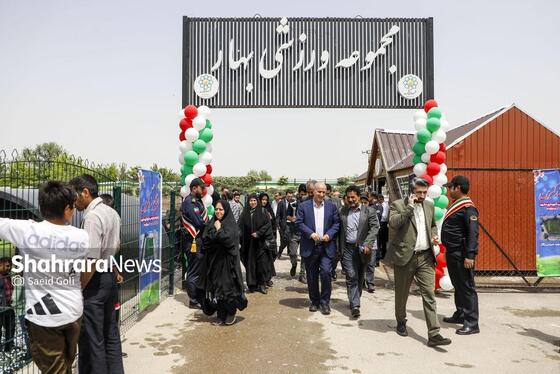 گزارش تصویری | آیین بهره‌برداری از اولین زمین فوتبال چمن‌مصنوعی استاندارد در مشهد مقدس (۱۰ اردیبهشت ۱۴۰۴)