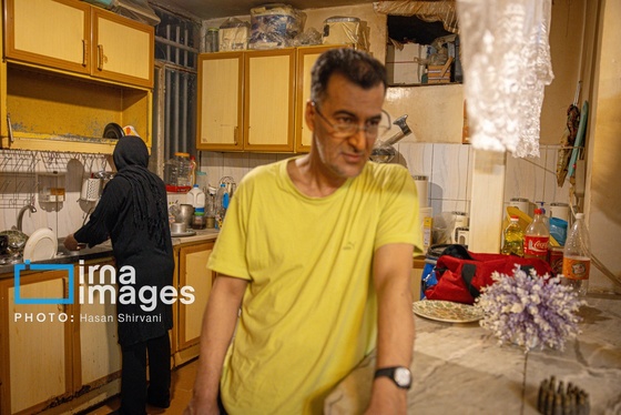 گزارش تصویری | «رفوگری»؛ هنری رو به خاموشی