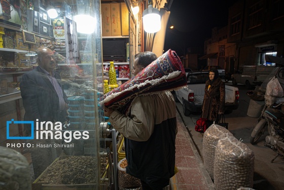 گزارش تصویری | «رفوگری»؛ هنری رو به خاموشی